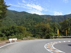 大平台駅の少し下。箱根駅伝中継場所の180度の大カーブ。