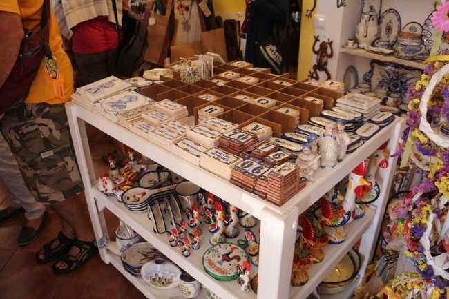 スペインのアンダルシア地方を思い出させる。観光地のため価格はやや高め。