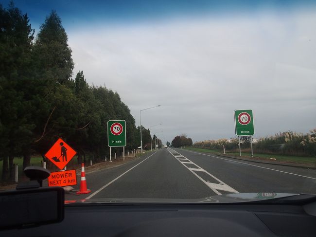 5/5　クライストチャーチからレンタカーでマウントクックへ向けて出発