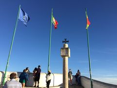 シティオ地区までケーブルカーで上がります。