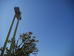 8時半に愛甲石田駅前に待ち合わせ。車3台で出発して、東名の中井PAに寄りました。
ふぅ～！青空が気持ちいい～～♪