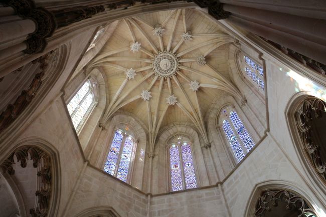 天井部分はポルトガル大地震によって崩れてしまったが再建された。