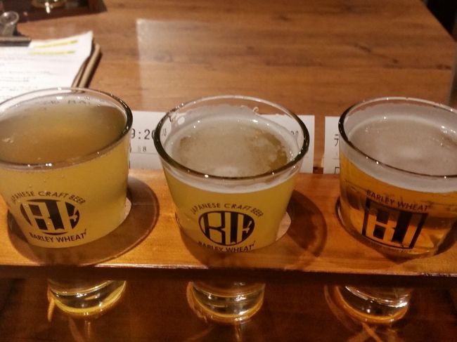 スタッフさんにいろいろ相談しながら<br />いろんな種類味見できるのがよかったです