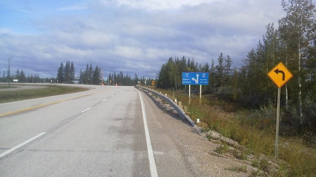 カナダドライブ旅行(その9) マニング(マッケンジーHWY・イエローナイフHWY)→イエローナイフ