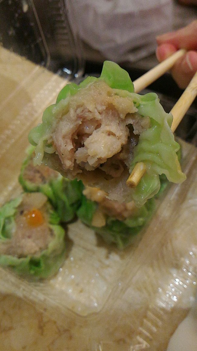 みっちり肉が詰まった大ぶりのシュウマイです。<br /><br /><br />マジ美味い！！