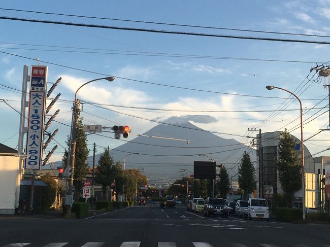 日曜日、富士市の朝、<br /><br />今日も良い天気になりそうだ！