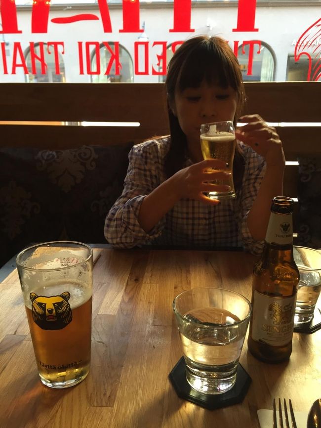 後半2泊した「グロ・ホテル・アート」のお隣りにある<br />タイ料理屋にて。<br />ホテルのフロントで<br />「隣りのタイ料理はおいしいわよ」って<br />スタッフの人がお客さんに話してたのが聞こえてので<br />行ってみました。