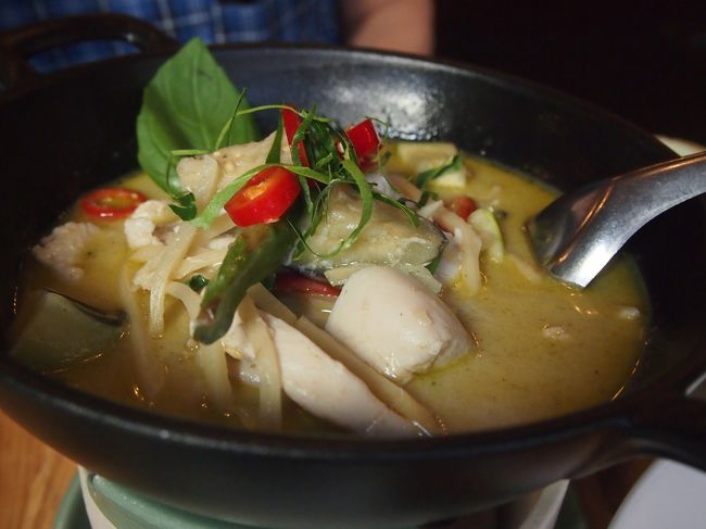 でもって、フィンランドですがグリーンカレー。<br />パンチの効いた辛さでビールが進んでしょーがない！！