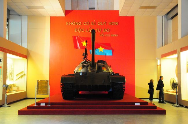 サイゴン陥落の際、大統領官邸に突入した戦車