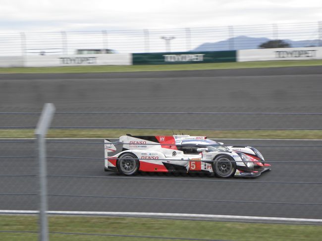 トヨタ５号車。