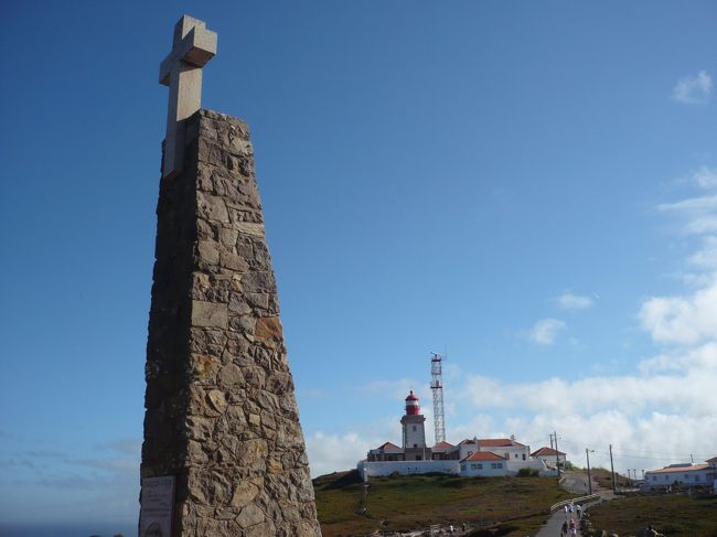 風きっつぅ！<br />お天気いいけど吹き飛ばされそうな勢い。