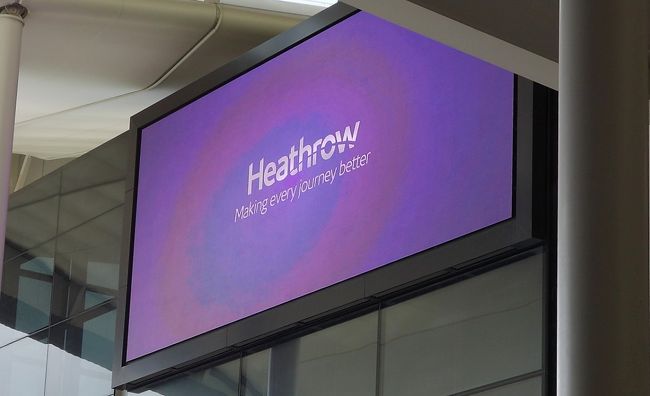 ヒースロー空港に到着です。<br /><br />