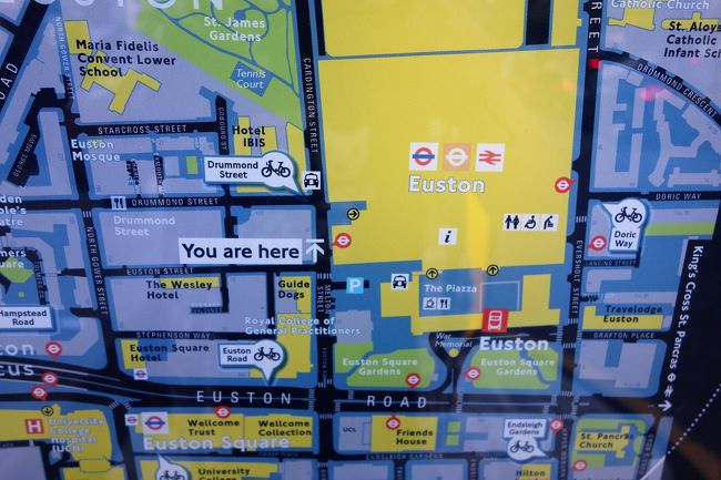 ロンドン初めてなので<br /><br />とりあえず駅の近くのホテルを。<br /><br />駅に隣接しています。