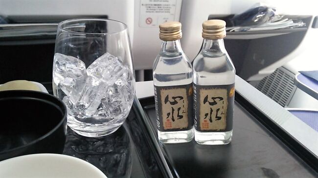 焼酎も日系エアーだし。