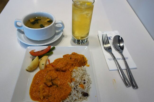 イギリスではフィッシュ＆チップスとカレーが食べたかった。<br /><br />そのカレーはまだ食べていなかったから<br /><br />おかわりもしてたんまりいただきました。