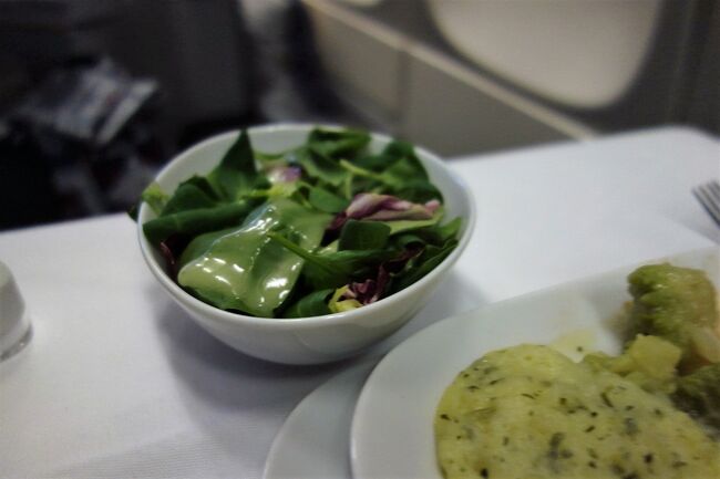旅行中はサラダが大事です