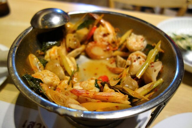 トムヤムクンも美味しくてプースーはあっという間に