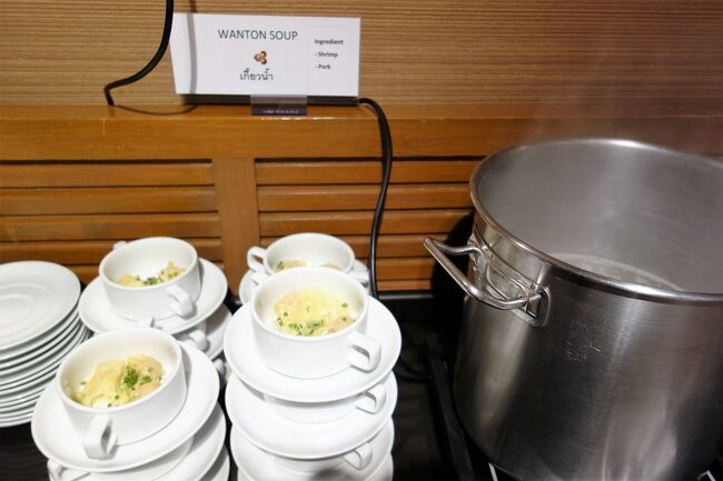 このスープが美味しくてお代わり３杯。