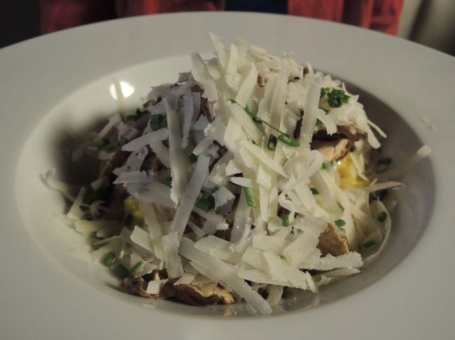 「マッシュルームのリゾット」です。<br />パルメザンチーズ、山盛り～！