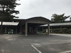 日中になっても体感温度は上がらず、とても寒いので
早々にホテルに戻り、温泉に浸かります。
いやー近いって便利です。