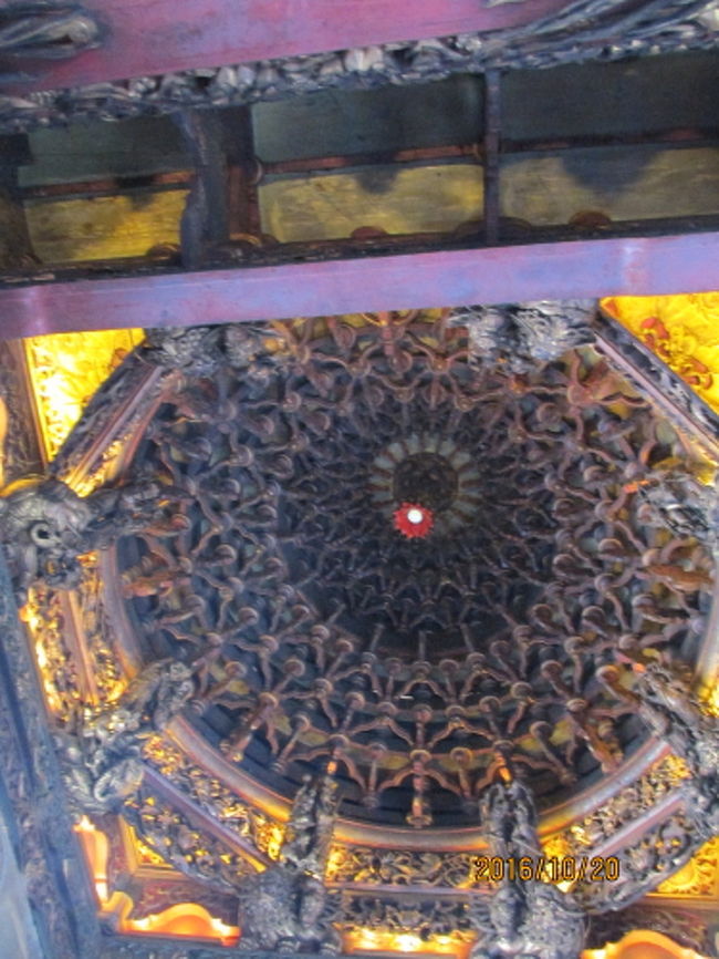 天上の彫刻。<br />