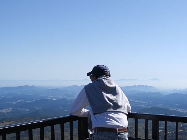 霧降高原４<br /><br />　日光は奥が深い　３泊以上がお薦めです<br /><br />　※今回の予算<br />　　　ホテル代3泊6食　　　　　　・・・・・　￥21,000<br />　　　東武フリーパス4日間、白根ﾛｰﾌﾟｳｪｲ　・・￥6,300<br /><br />　★来週は四国を廻ります。