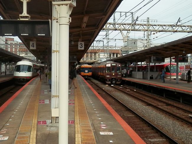 2016.10.22　大和西大寺<br />近鉄の役者たちが並ぶ。