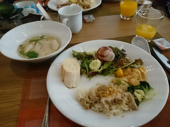 メニューは３２階の倍以上あるー！<br />味も美味しい☆