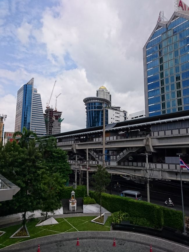 さて、お出かけします☆<br /><br />今日は朝からいい天気(#^.^#)