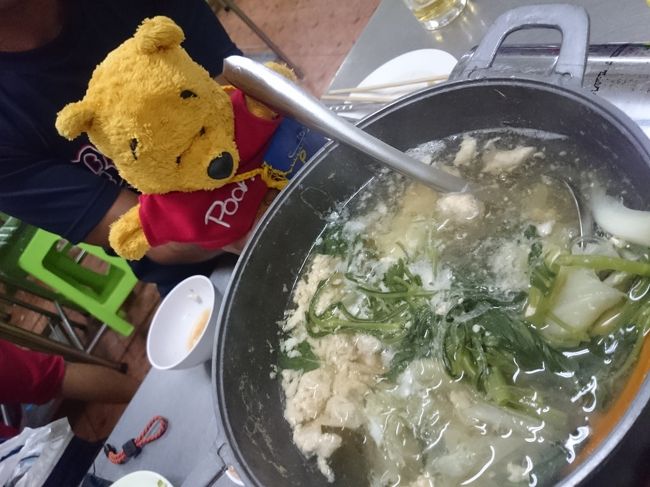 ほらーー！グツグツ～！<br /><br />「あちちちちぃ～！！」<br /><br />ぷーちゃん、気を付けて～やけどスルよ！