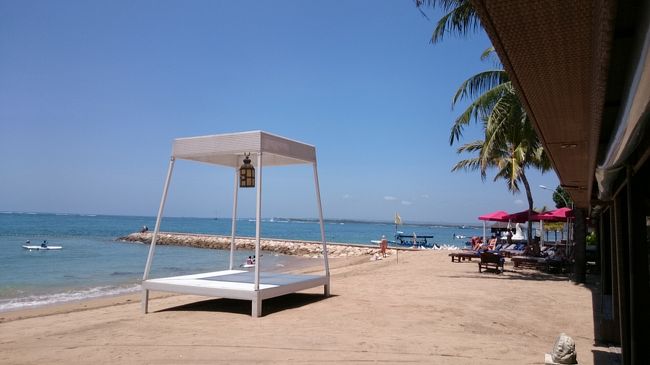 サヌールでシーウォーカー<br />この沖合いでシーウォーカーを♪<br /><br />水深10ｍの世界は、<br />南国のお魚がいっぱい*\(^o^)/*