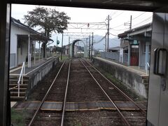 轟（どめき）駅。
分岐のポイントが、福井鉄道と同じ雪対策のシェルター（たぶん）に覆われていた。