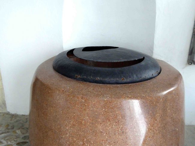 ユダヤ教に何か関係のあるモニュメントでしょうか。<br />