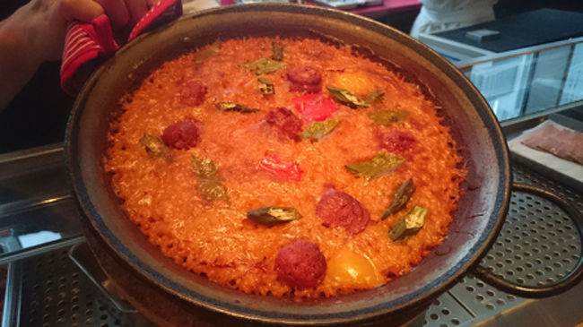 ソーセージのパエジャ。