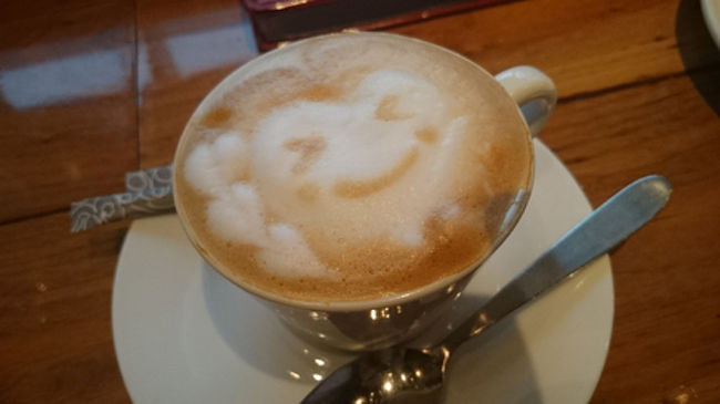 食後のカプチーノ。<br />安定の美味しさです。