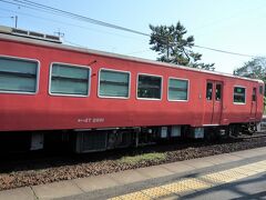 岡山駅でＪＲ吉備線（桃太郎線）・総社行 に乗り換えました。
最近、空港や駅、施設などにその土地の有名人物や、名産に名前を付けるのが多いですね。
特に、知名度が低い地方の施設にそのような名前を付けているのが多いように感じます。