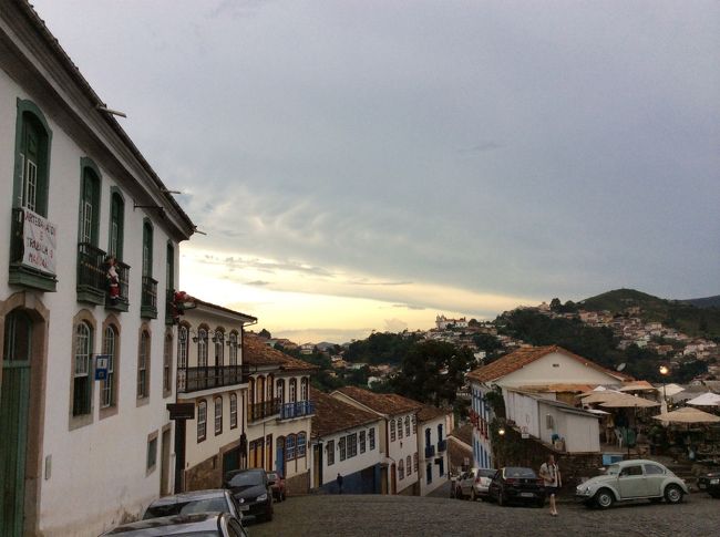 日が暮れて、赤く染まる街並みも綺麗。