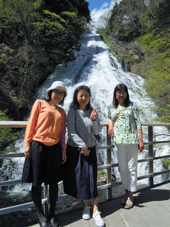 新緑の日光・湯滝