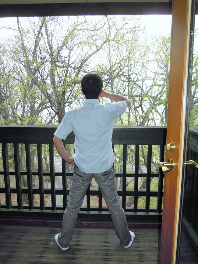 部屋のテラスにて<br />風呂上がりのビールは最高