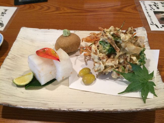 押し寿し、揚げ物2種、お野菜あしらい。<br />美味しい食べ方を教えてくれます。