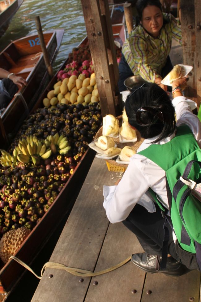 新鮮なフルーツがいっぱい。