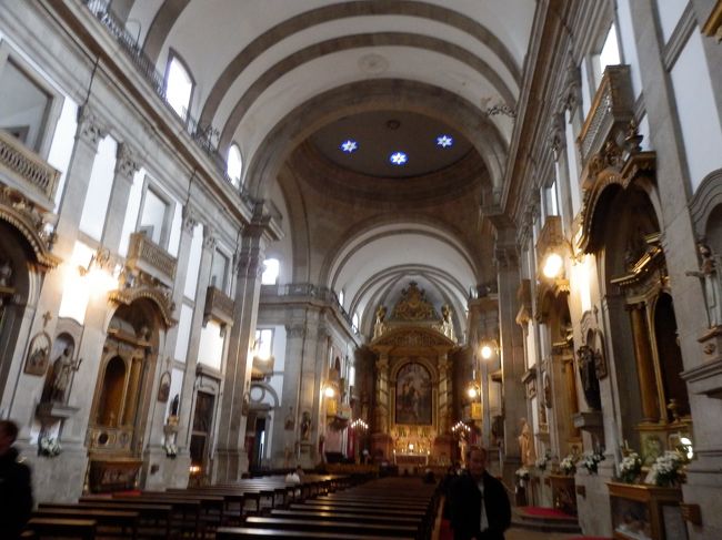 内部もすごく綺麗！<br />何かうんちくを言いたかったけど。地球の歩き方に特に解説ありませんでした。。。<br />