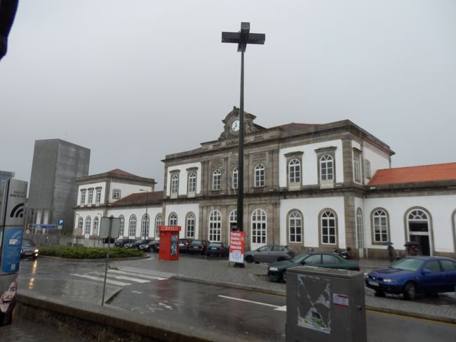 約3時間ほどでポルト・カンパニャン駅へ。<br />するといきなりものすごいどしゃ降り。。。<br />先月の京都音楽博覧会の豪雨を思い出させます。。。<br />予報通りとはいえ、ここまでの豪雨にまた出会うとは。。。