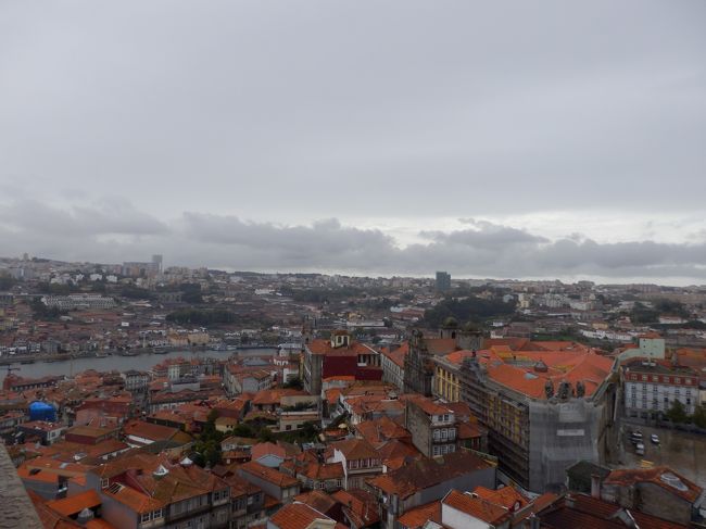 少し右にずらした景色！素晴らしき曇天！ｗｗ<br />このくらいからまた雨が。。。<br />「いつか光が射してそれが乱反射し合ってキラキラ輝くといいのに。。。」という誰かの名曲を思い出す。