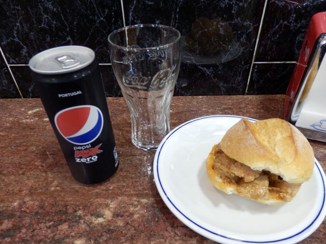 ダッシュでケバブバーガーを食しましたｗ<br />