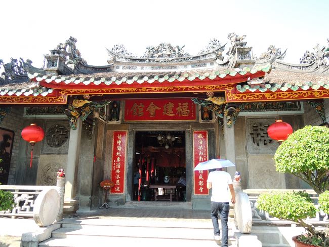 祭られているのは、天后聖母。<br /><br />中国の神様だけど、ここでは、<br />災厄避けの神様として<br />信仰されているんだとか。<br />