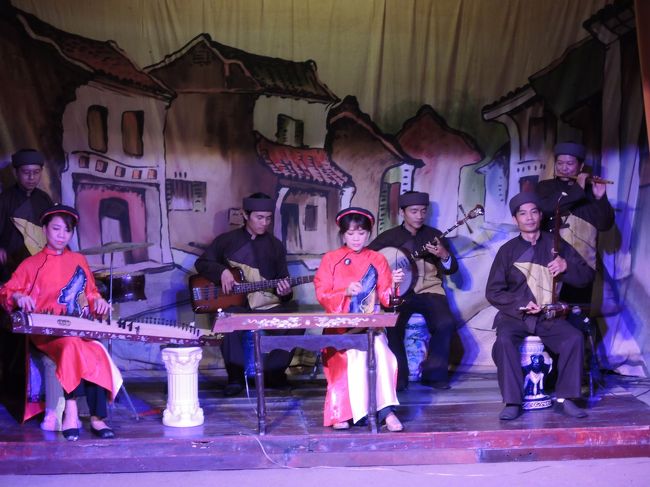 胡弓に竹笛に不思議なお琴ダン・バウ ...<br />民族楽器がうれしい(^^)♪