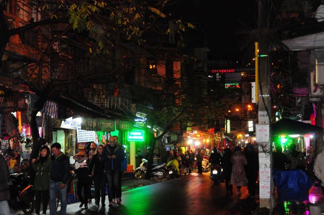 このあたりは外人の飲んだくれが多かったなー。<br />自分もだけど。