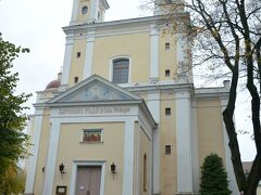 そのすぐ近くの精霊教会。

写真はNGなので無いけど、ロシア正教会で、中がすっごく良かった！
