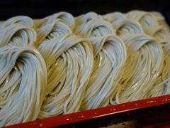 まずは小千谷に行き、へぎそばを食べました。